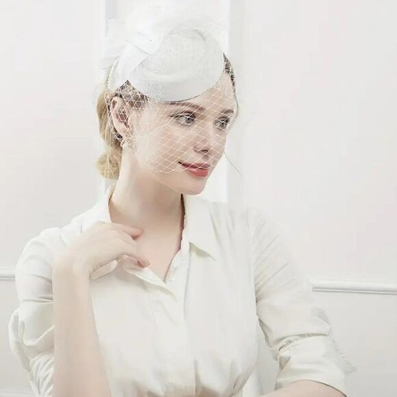 Feather and Polka Dot Fascinator With Lace Gloves For Weddings Dress up and more - Picture 3 of 7